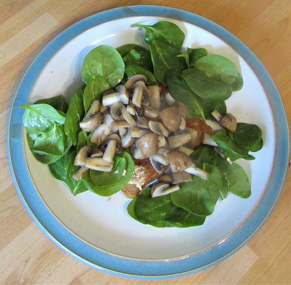 Foto de Ensalada de Verano con Espinacas y Berenjenas