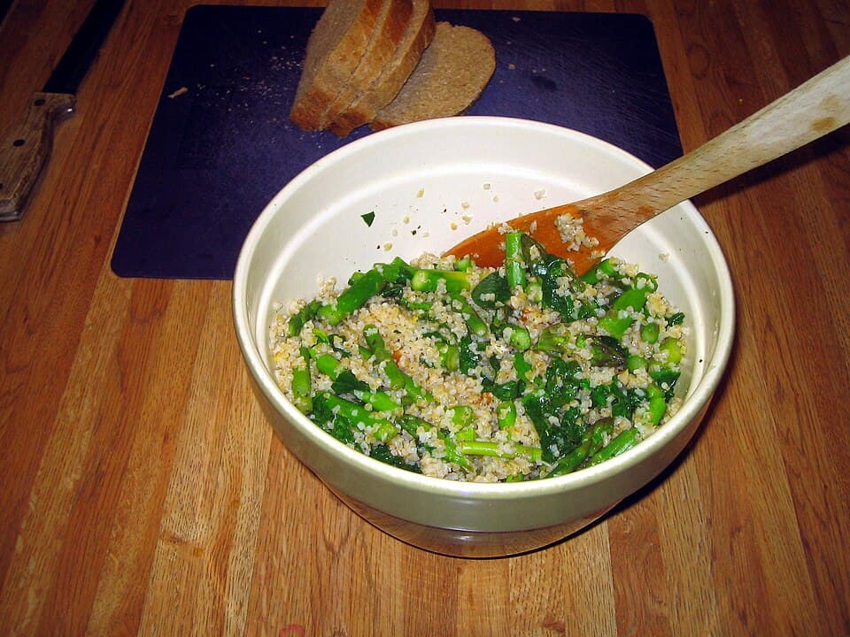 Foto de Stovetop Bulgur con Espinacas y Tomate