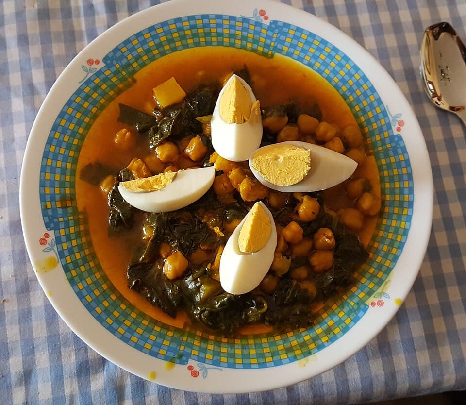 Foto de Bacalao con Garbanzos y Espinacas