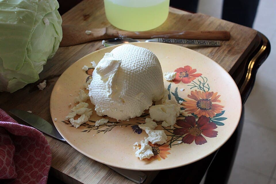 Foto de Yogur griego con frutas y nueces