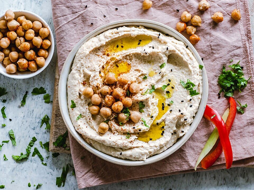 Foto de Hummus casero con crudités