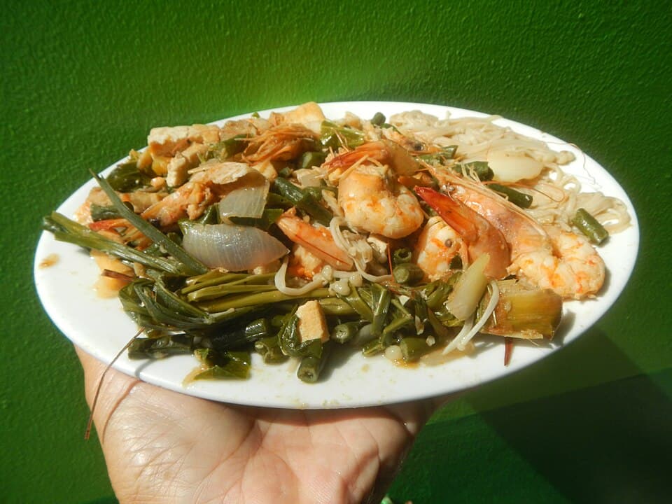 Foto de Revuelto de gambas y espárragos