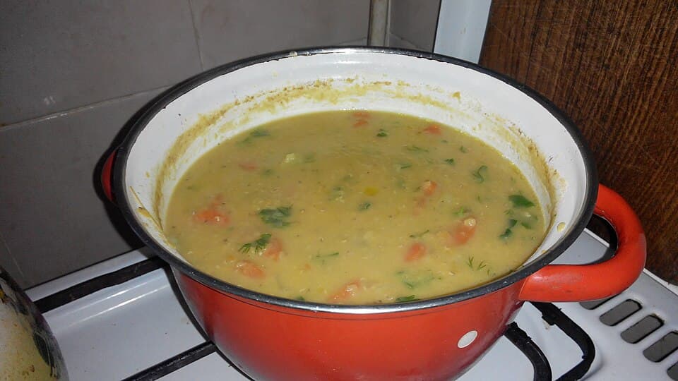 Foto de Sopa de lentejas rojas con zanahoria y comino