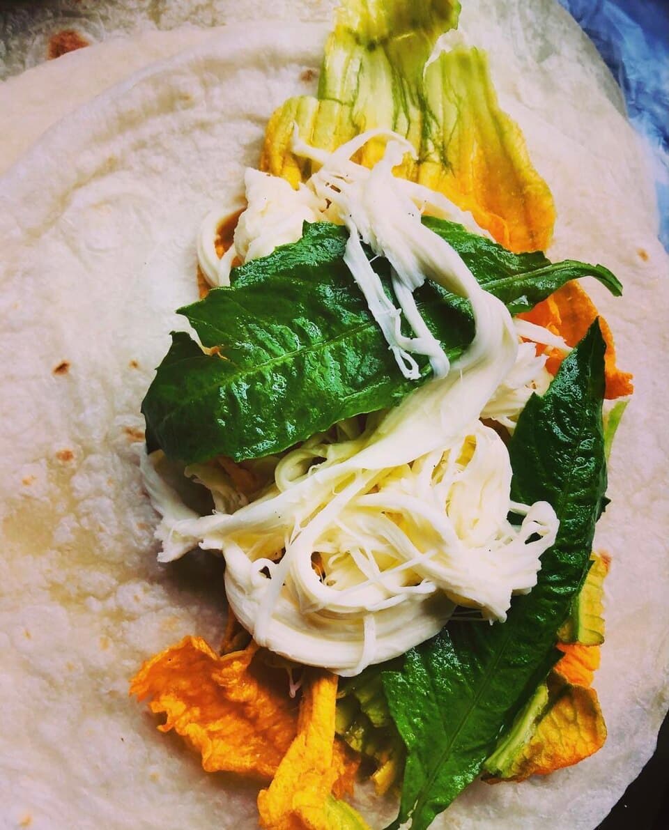 Foto de Quesadilla de flor de calabacín