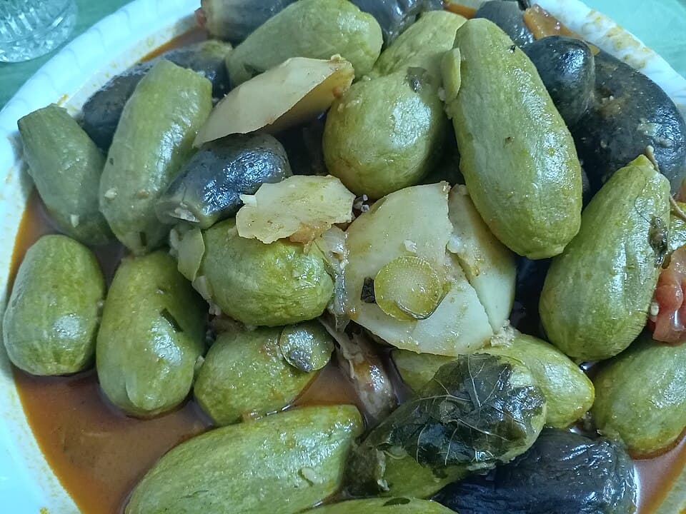 Foto de Barcos de calabacín rellenos de tofu y verduras