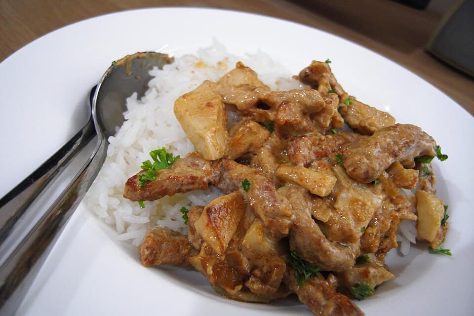 Foto de Stroganoff de pavo con verduras